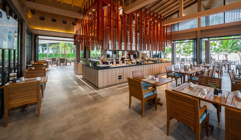 La Flora Khao Lak - The Sire Restaurant Interior